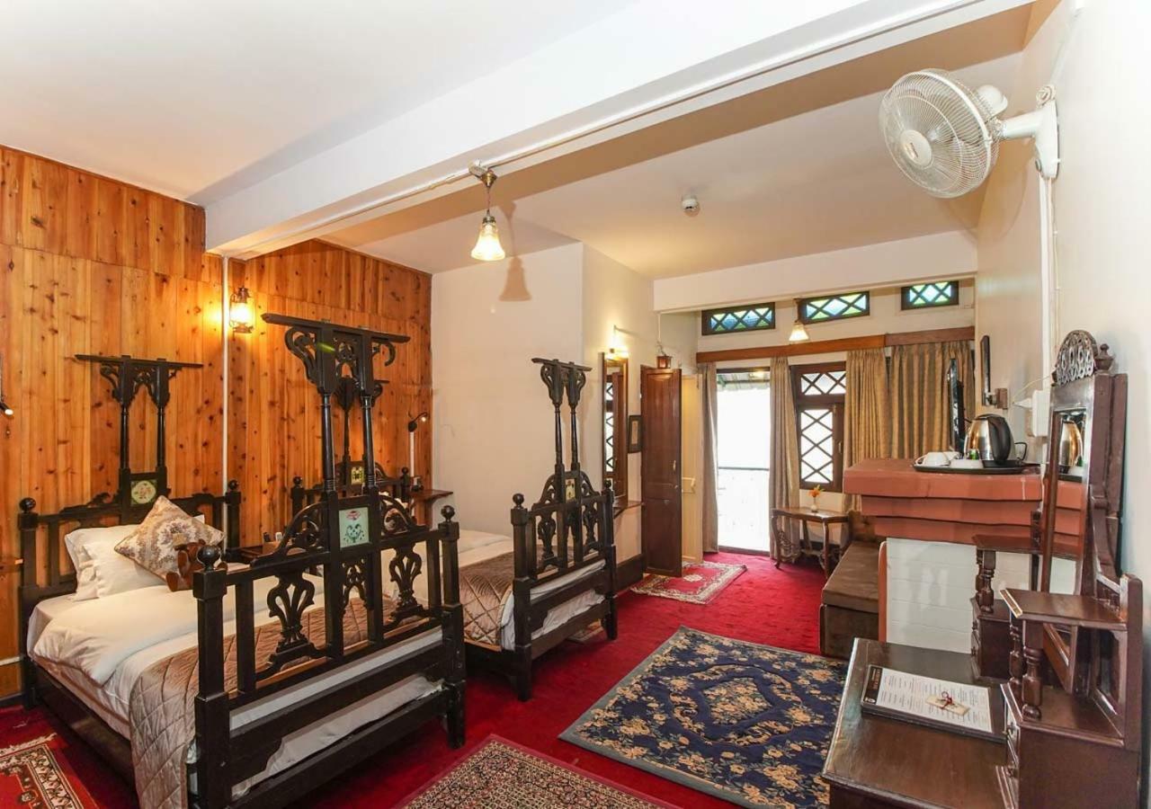 Cochrane Place Hotel Kurseong Exterior photo