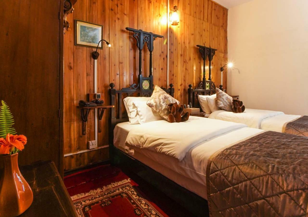 Cochrane Place Hotel Kurseong Exterior photo