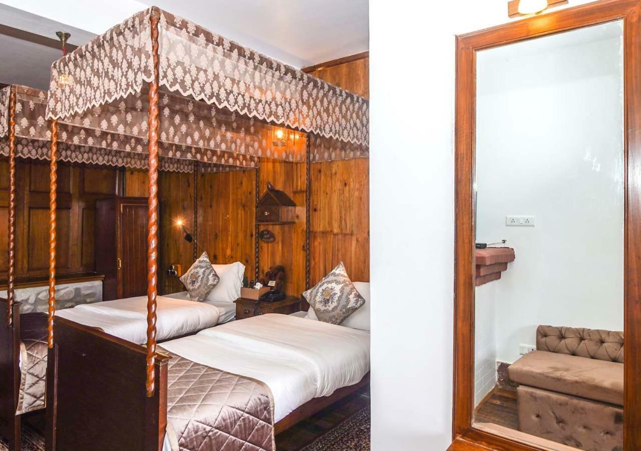 Cochrane Place Hotel Kurseong Exterior photo