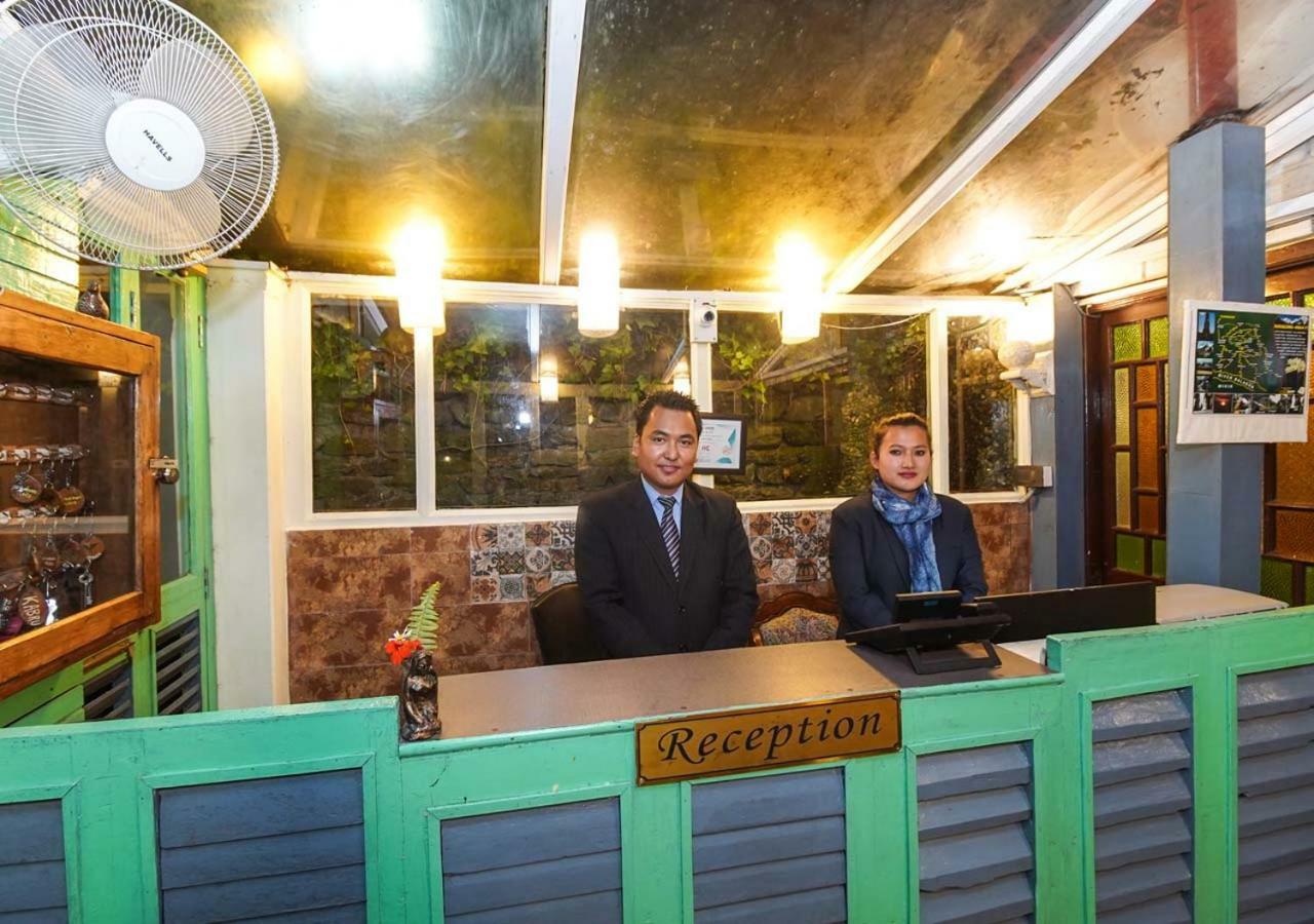 Cochrane Place Hotel Kurseong Exterior photo
